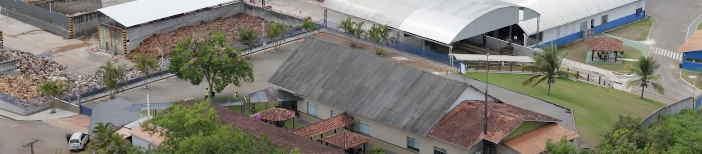 French multinational companies commit to paying workers a living wage