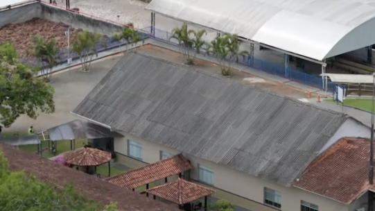 French multinational companies commit to paying workers a living wage